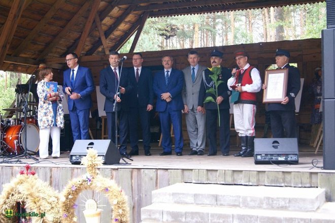 Niedziela Kadzidlańska i dożynki parafialne 2015 [07.09.2015] - zdjęcie #234 - eOstroleka.pl