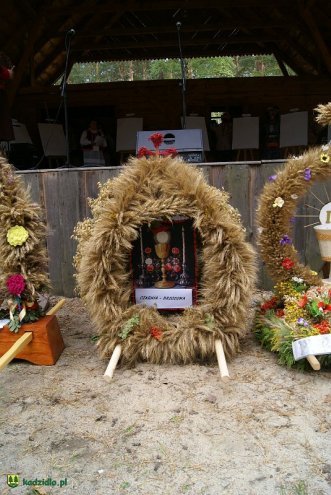 Niedziela Kadzidlańska i dożynki parafialne 2015 [07.09.2015] - zdjęcie #191 - eOstroleka.pl