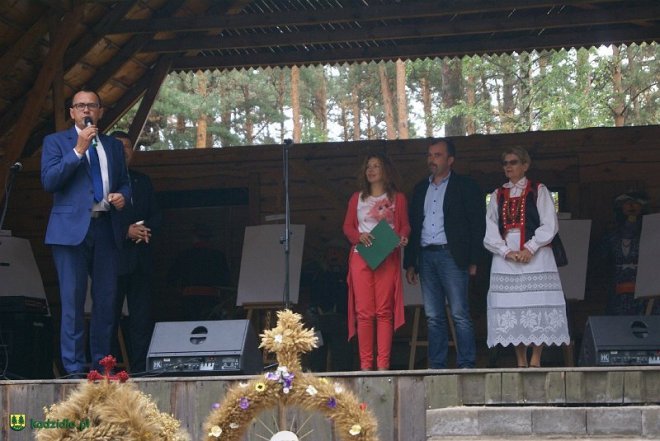 Niedziela Kadzidlańska i dożynki parafialne 2015 [07.09.2015] - zdjęcie #116 - eOstroleka.pl