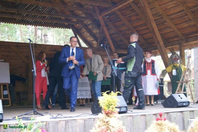 Niedziela Kadzidlańska i dożynki parafialne 2015 [07.09.2015] - zdjęcie #255 - eOstroleka.pl