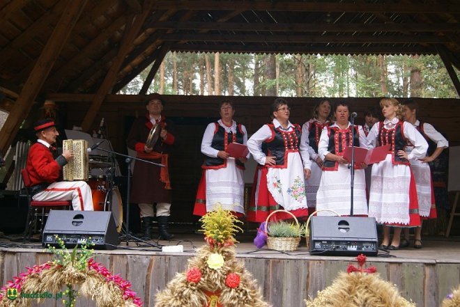 Niedziela Kadzidlańska i dożynki parafialne 2015 [07.09.2015] - zdjęcie #245 - eOstroleka.pl