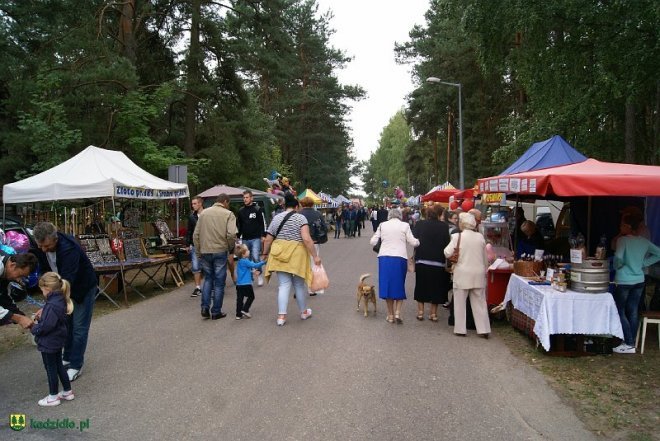 Niedziela Kadzidlańska i dożynki parafialne 2015 [07.09.2015] - zdjęcie #204 - eOstroleka.pl