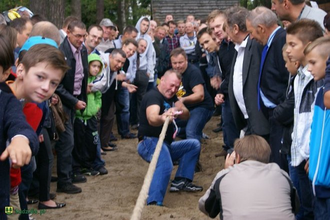 Niedziela Kadzidlańska i dożynki parafialne 2015 [07.09.2015] - zdjęcie #69 - eOstroleka.pl