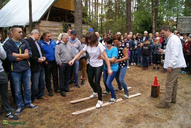 Niedziela Kadzidlańska i dożynki parafialne 2015 [07.09.2015] - zdjęcie #55 - eOstroleka.pl