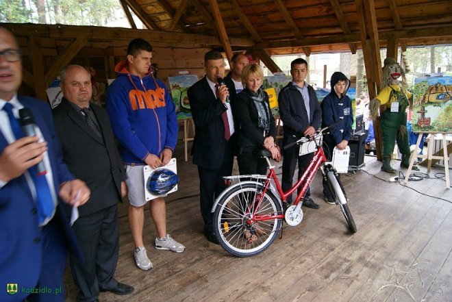 Niedziela Kadzidlańska i dożynki parafialne 2015 [07.09.2015] - zdjęcie #42 - eOstroleka.pl