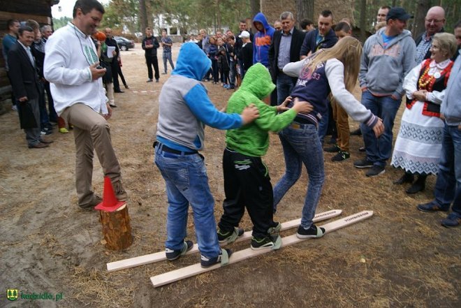 Niedziela Kadzidlańska i dożynki parafialne 2015 [07.09.2015] - zdjęcie #39 - eOstroleka.pl