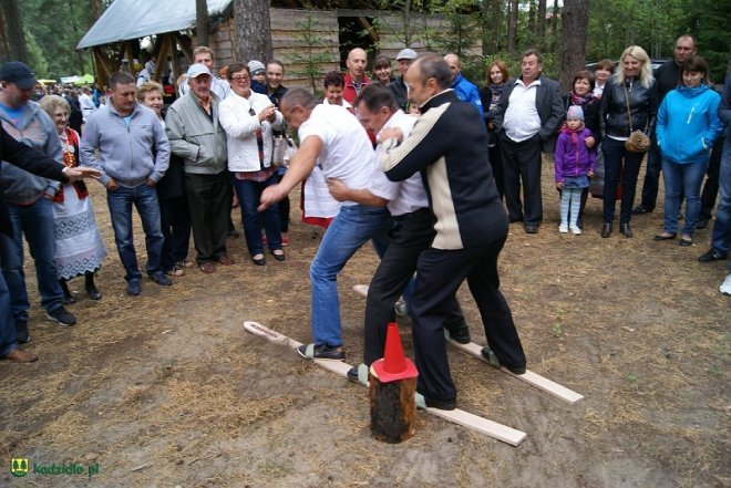 Niedziela Kadzidlańska i dożynki parafialne 2015 [07.09.2015] - zdjęcie #37 - eOstroleka.pl