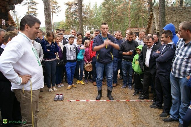 Niedziela Kadzidlańska i dożynki parafialne 2015 [07.09.2015] - zdjęcie #16 - eOstroleka.pl
