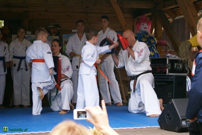 Niedziela Kadzidlańska i dożynki parafialne 2015 [07.09.2015] - zdjęcie #7 - eOstroleka.pl