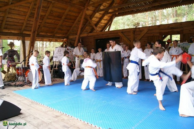 Niedziela Kadzidlańska i dożynki parafialne 2015 [07.09.2015] - zdjęcie #6 - eOstroleka.pl