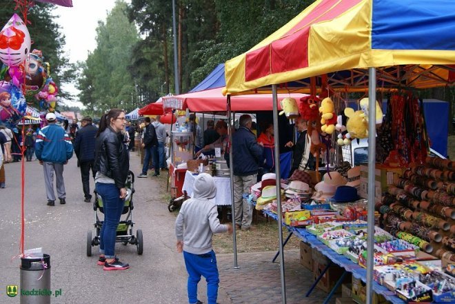 Niedziela Kadzidlańska i dożynki parafialne 2015 [07.09.2015] - zdjęcie #105 - eOstroleka.pl