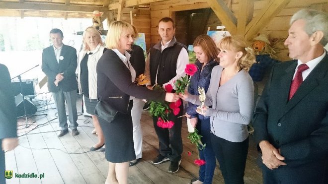 Niedziela Kadzidlańska i dożynki parafialne 2015 [07.09.2015] - zdjęcie #164 - eOstroleka.pl