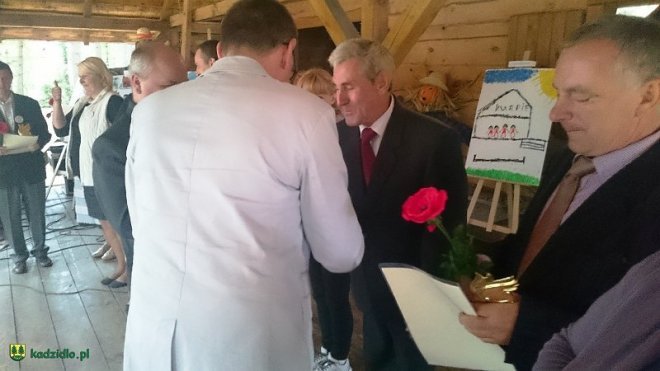 Niedziela Kadzidlańska i dożynki parafialne 2015 [07.09.2015] - zdjęcie #141 - eOstroleka.pl