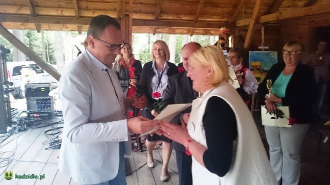 Niedziela Kadzidlańska i dożynki parafialne 2015 [07.09.2015] - zdjęcie #118 - eOstroleka.pl