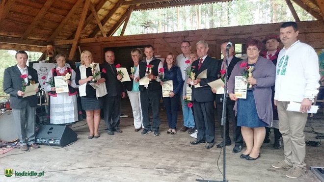 Niedziela Kadzidlańska i dożynki parafialne 2015 [07.09.2015] - zdjęcie #112 - eOstroleka.pl