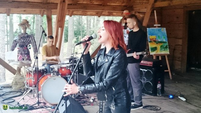 Niedziela Kadzidlańska i dożynki parafialne 2015 [07.09.2015] - zdjęcie #103 - eOstroleka.pl