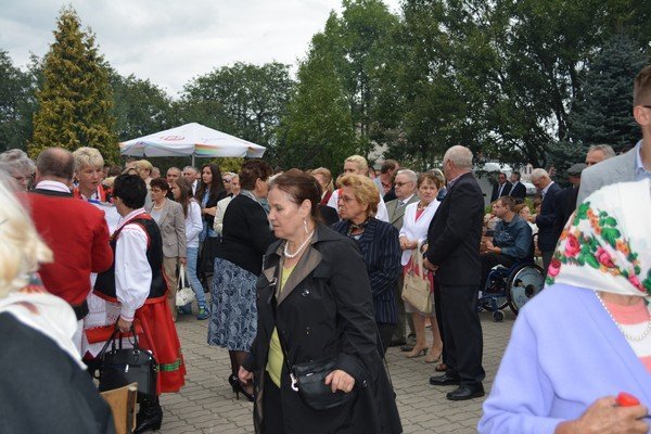 Dożynki parafialne w Łysych [08.09.2015] - zdjęcie #20 - eOstroleka.pl
