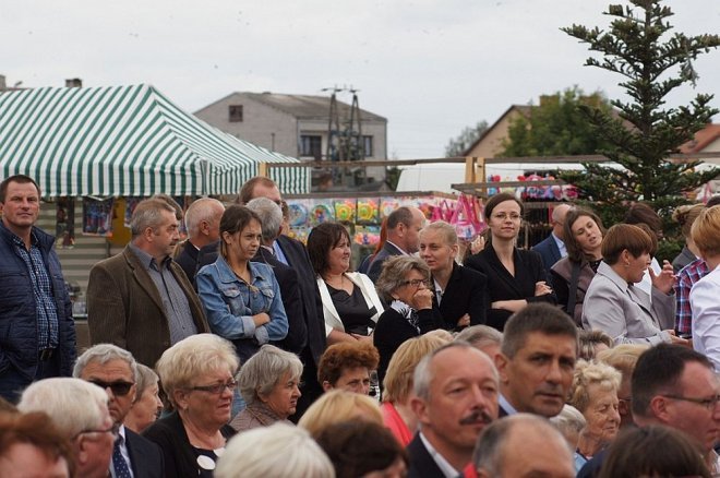 Dożynki gminno-parafialne w Olszewie-Borkach [09.09.2015] - zdjęcie #22 - eOstroleka.pl