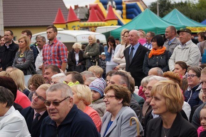 Dożynki gminno-parafialne w Olszewie-Borkach [09.09.2015] - zdjęcie #67 - eOstroleka.pl