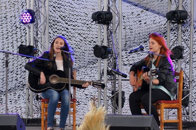 Dożynki gminno-parafialne w Olszewie-Borkach [09.09.2015] - zdjęcie #53 - eOstroleka.pl