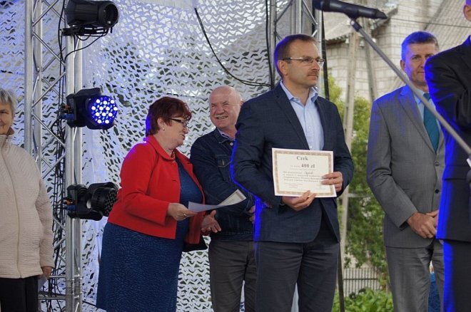 Dożynki gminno-parafialne w Olszewie-Borkach [09.09.2015] - zdjęcie #49 - eOstroleka.pl