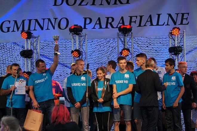 Dożynki gminno-parafialne w Olszewie-Borkach [09.09.2015] - zdjęcie #39 - eOstroleka.pl