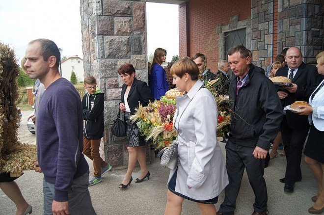 Dożynki gminno-parafialne w Olszewie-Borkach [09.09.2015] - zdjęcie #29 - eOstroleka.pl