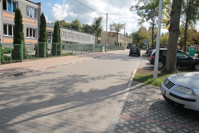 Ostrołęka: Ulica Koszarowa oficjalnie odebrana [10.09.2015] - zdjęcie #11 - eOstroleka.pl