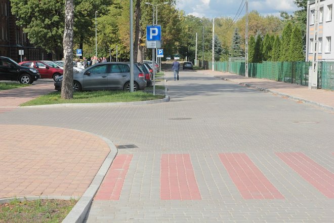 Ostrołęka: Ulica Koszarowa oficjalnie odebrana [10.09.2015] - zdjęcie #34 - eOstroleka.pl