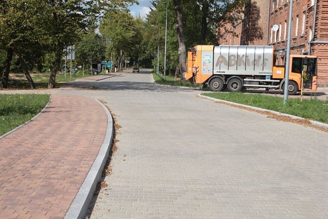 Ostrołęka: Ulica Koszarowa oficjalnie odebrana [10.09.2015] - zdjęcie #39 - eOstroleka.pl