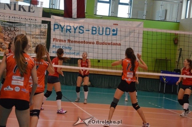Międzynarodowy turniej kadetek - dzień pierwszy [12.09.2015] - zdjęcie #54 - eOstroleka.pl