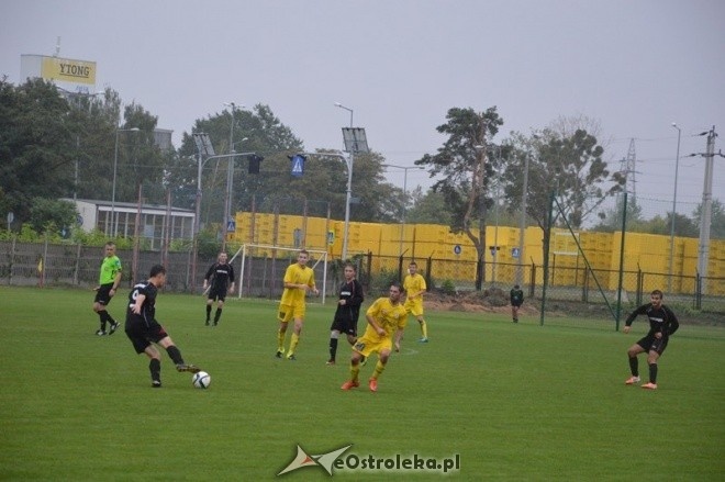 Korona Ostrołęka - Boruta Kuczbork [12.09.2015] - zdjęcie #6 - eOstroleka.pl