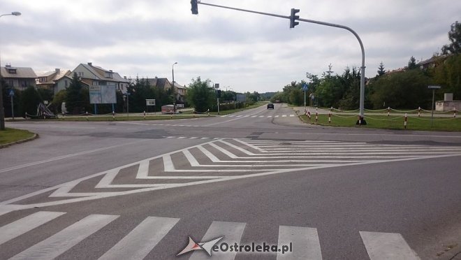 Uwaga kierowcy! Na tych ostrołęckich skrzyżowaniach o wypadek nie trudno [14.09.2015] - zdjęcie #2 - eOstroleka.pl