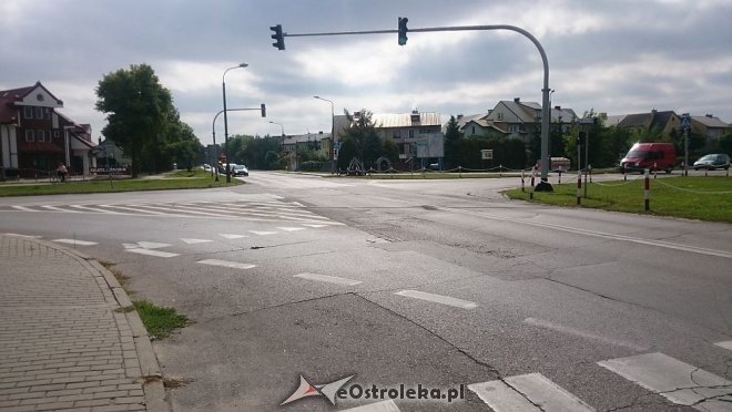 Uwaga kierowcy! Na tych ostrołęckich skrzyżowaniach o wypadek nie trudno [14.09.2015] - zdjęcie #5 - eOstroleka.pl