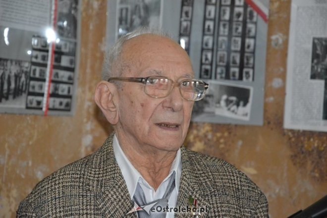 Wernisaż wystawy „Pamiętamy 1939 – 1945” w Muzeum Żołnierzy Wyklętych [15.09.2015] - zdjęcie #60 - eOstroleka.pl