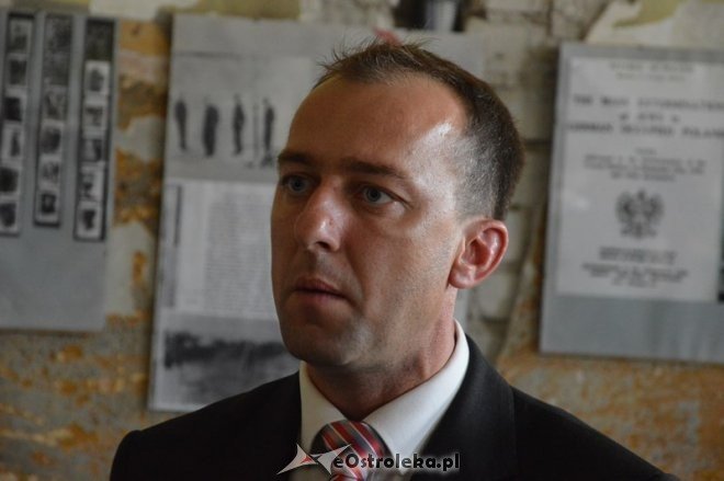 Wernisaż wystawy „Pamiętamy 1939 – 1945” w Muzeum Żołnierzy Wyklętych [15.09.2015] - zdjęcie #57 - eOstroleka.pl