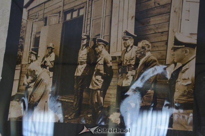 Wernisaż wystawy „Pamiętamy 1939 – 1945” w Muzeum Żołnierzy Wyklętych [15.09.2015] - zdjęcie #34 - eOstroleka.pl