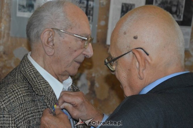 Wernisaż wystawy „Pamiętamy 1939 – 1945” w Muzeum Żołnierzy Wyklętych [15.09.2015] - zdjęcie #7 - eOstroleka.pl