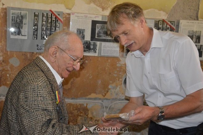 Wernisaż wystawy „Pamiętamy 1939 – 1945” w Muzeum Żołnierzy Wyklętych [15.09.2015] - zdjęcie #6 - eOstroleka.pl