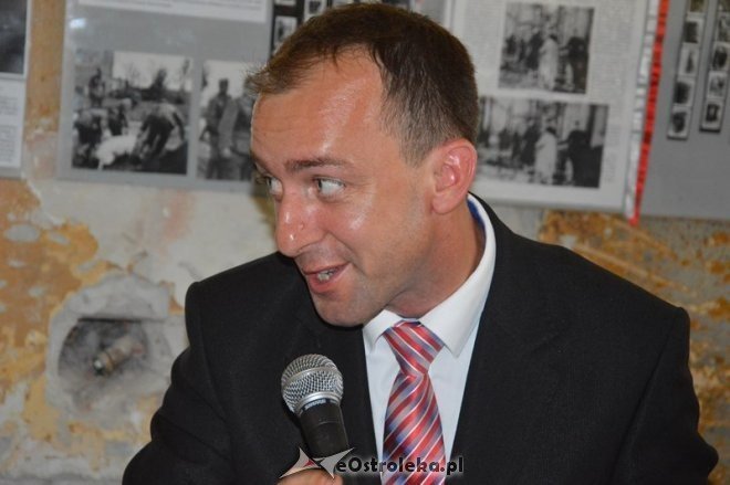 Wernisaż wystawy „Pamiętamy 1939 – 1945” w Muzeum Żołnierzy Wyklętych [15.09.2015] - zdjęcie #4 - eOstroleka.pl