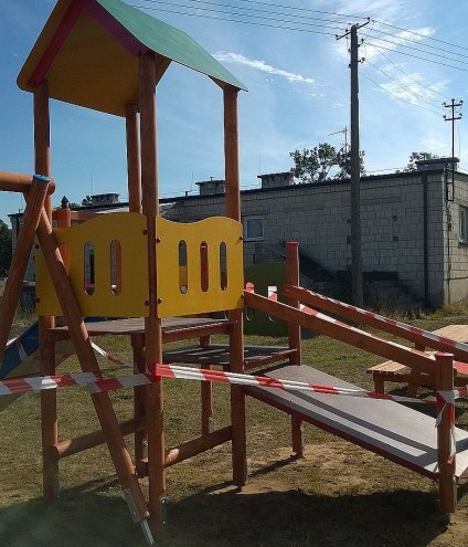 Gmina Olszewo-Borki: Nowe urządzenia na placach zabaw dla dzieci [16.09.2015] - zdjęcie #12 - eOstroleka.pl