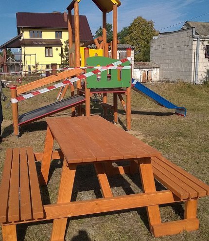 Gmina Olszewo-Borki: Nowe urządzenia na placach zabaw dla dzieci [16.09.2015] - zdjęcie #4 - eOstroleka.pl