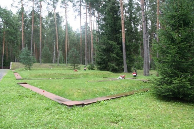 Ostrołęczanie oddali hołd pomordowanym w Katyniu - zdjęcie #40 - eOstroleka.pl