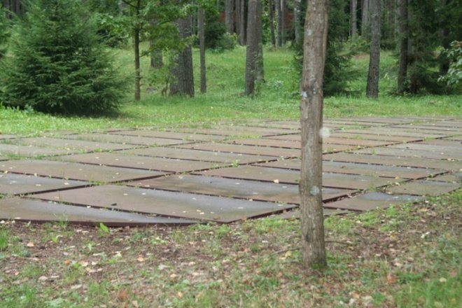 Ostrołęczanie oddali hołd pomordowanym w Katyniu - zdjęcie #9 - eOstroleka.pl