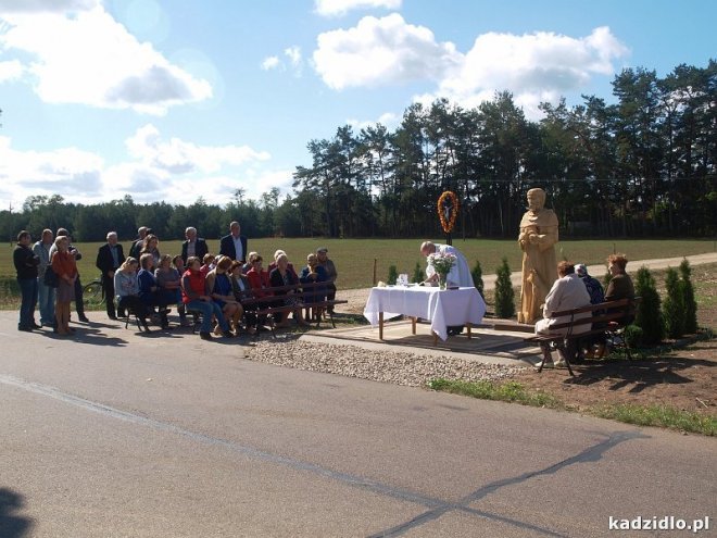 Uroczyste poświęcenie figury św. Franciszka w Todzi [16.09.2015] - zdjęcie #13 - eOstroleka.pl