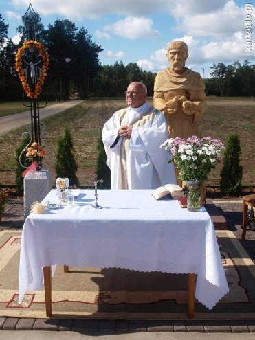 Uroczyste poświęcenie figury św. Franciszka w Todzi [16.09.2015] - zdjęcie #23 - eOstroleka.pl