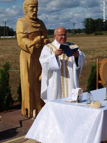 Uroczyste poświęcenie figury św. Franciszka w Todzi [16.09.2015] - zdjęcie #17 - eOstroleka.pl