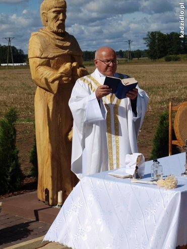 Uroczyste poświęcenie figury św. Franciszka w Todzi [16.09.2015] - zdjęcie #20 - eOstroleka.pl