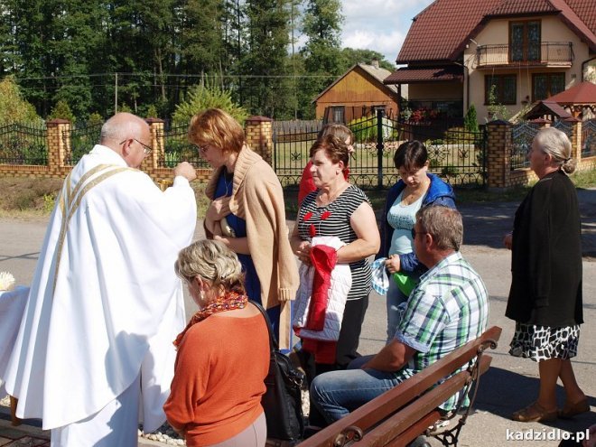 Uroczyste poświęcenie figury św. Franciszka w Todzi [16.09.2015] - zdjęcie #27 - eOstroleka.pl