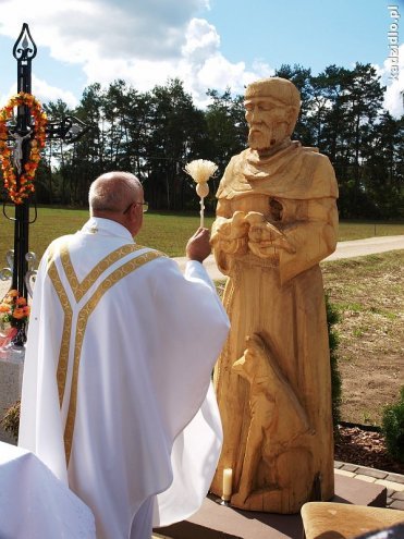Uroczyste poświęcenie figury św. Franciszka w Todzi [16.09.2015] - zdjęcie #36 - eOstroleka.pl